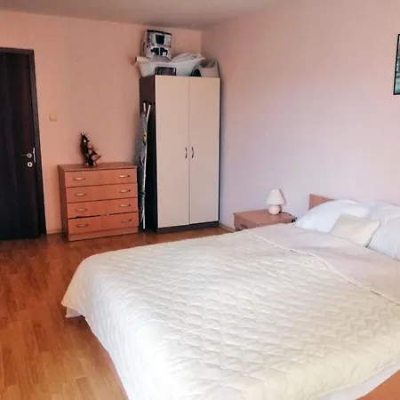 Nessebar, First Line From The Sea Апартаменти Несебир