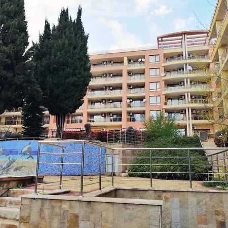 Апартаменти Nessebar, First Line From The Sea